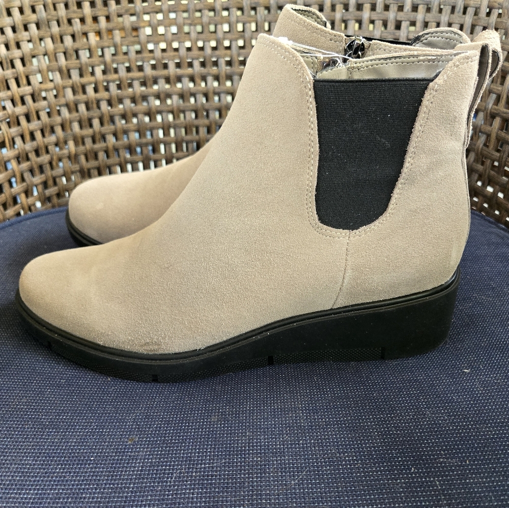Aqua College All-Weather Ankle Boot NIB